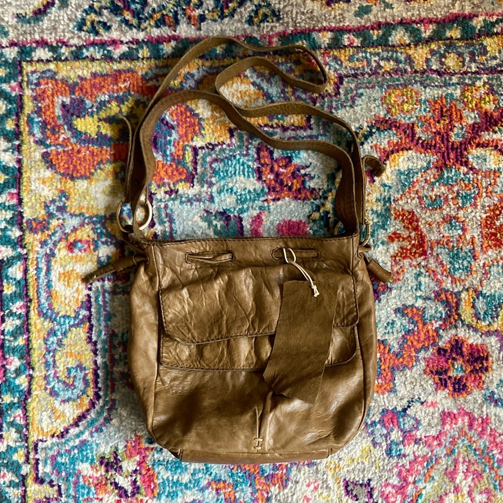 Slouchy leather shoulder bag w/ removable long strap